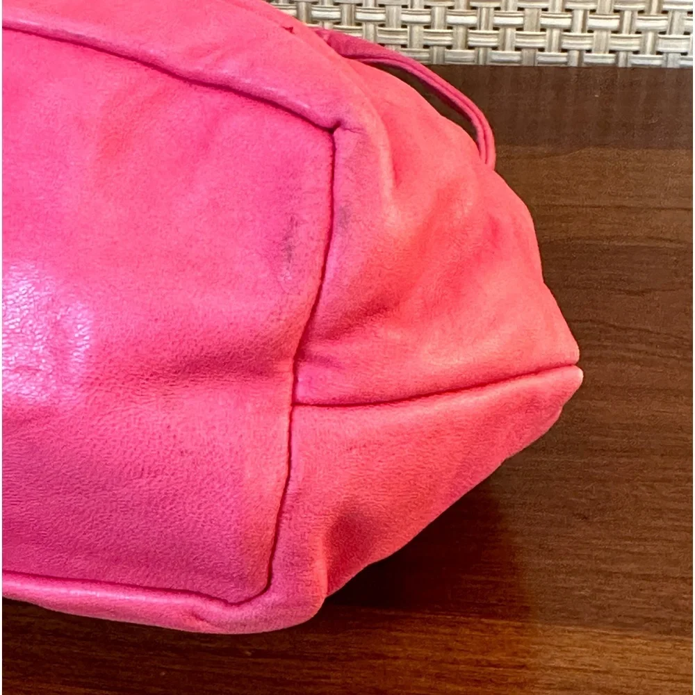 SOLD 🌟4xHP🌟VTG 1980s Pink Leather Shoulder Bag w/ Button Accent by Margolm USA - Picture 16 of 16